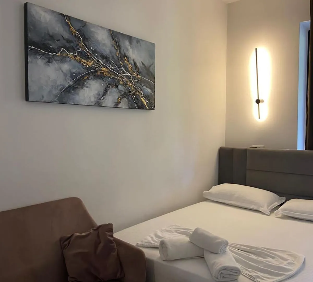 Luxury Apartments Blloku تيرانا ألبانيا