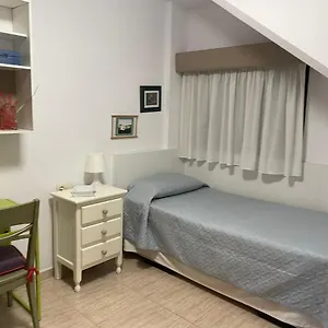 https://el-medano-duplex-3-bedrooms-and-terrace.in-canary-islands.com
